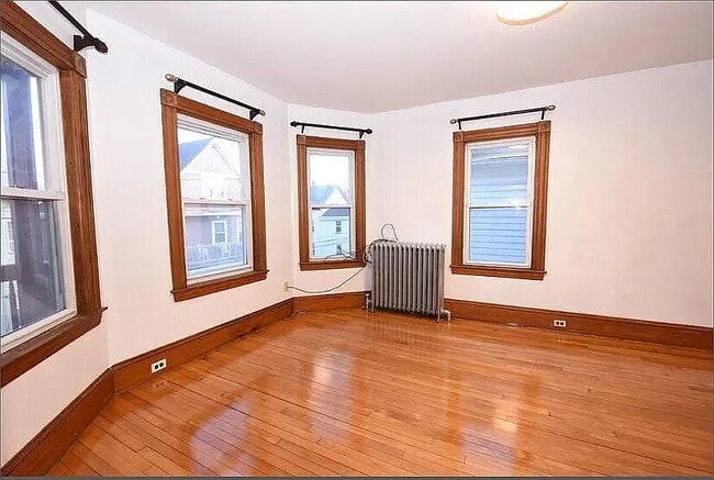 Photo - Apartment Available for Rent in Dorchester, MA Unidad 2