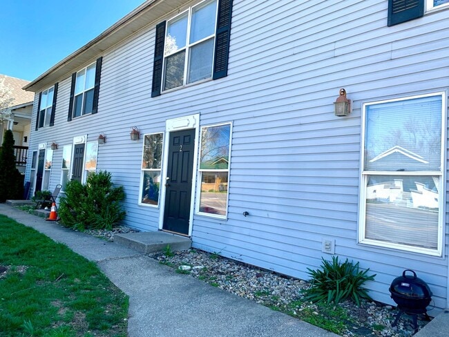 Photo - 1425 S Walnut St