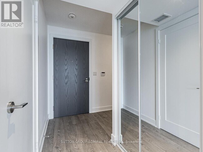Photo - 7 Mabelle Ave Unit 301