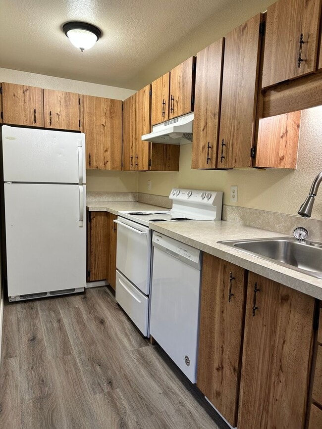 Forest Hills Apartments