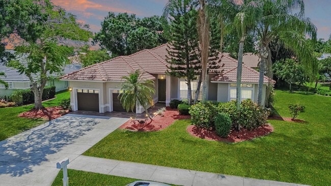 Photo - 1326 SW Briarwood Dr House