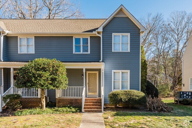 Building Photo - Adorable 3 Bedroom End Unit Townhome in Ra...