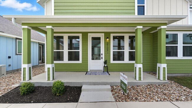 Photo - 2133 Hofstaat