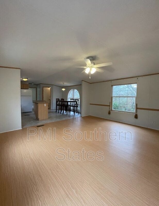 Photo - 1374 Meadowlark Ln