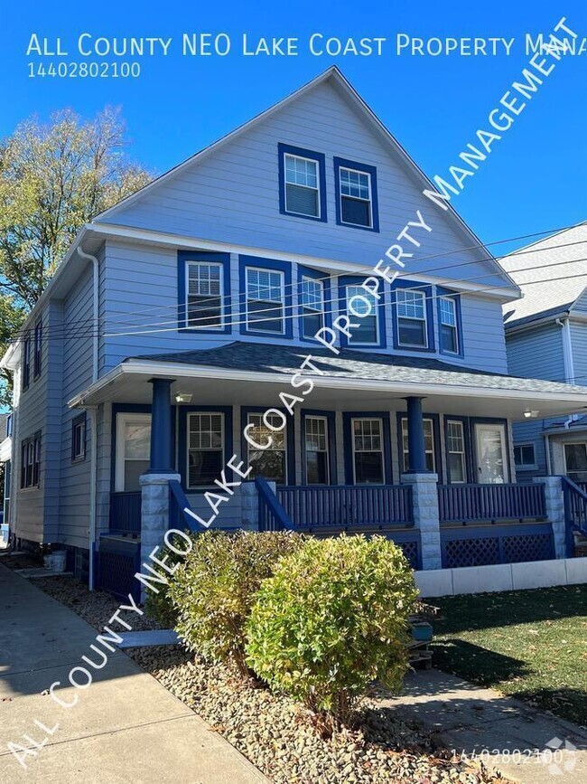 Building Photo - 1472 Ridgewood Ave Rental