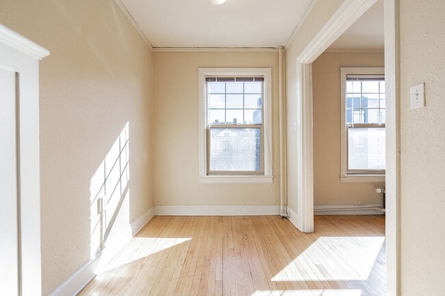 Photo - Roosevelt Apartments