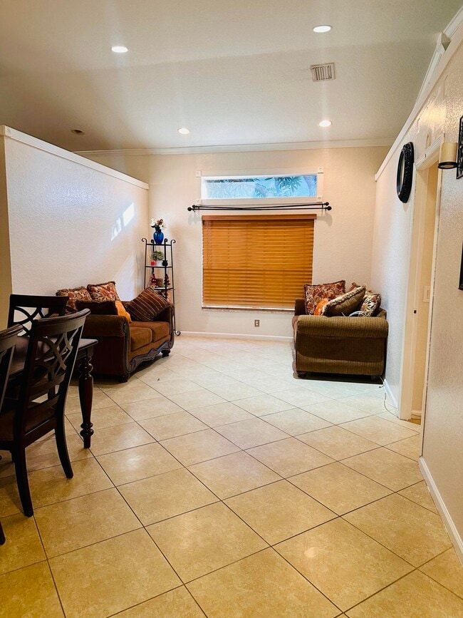 Photo - 5200 Rising Comet Ln