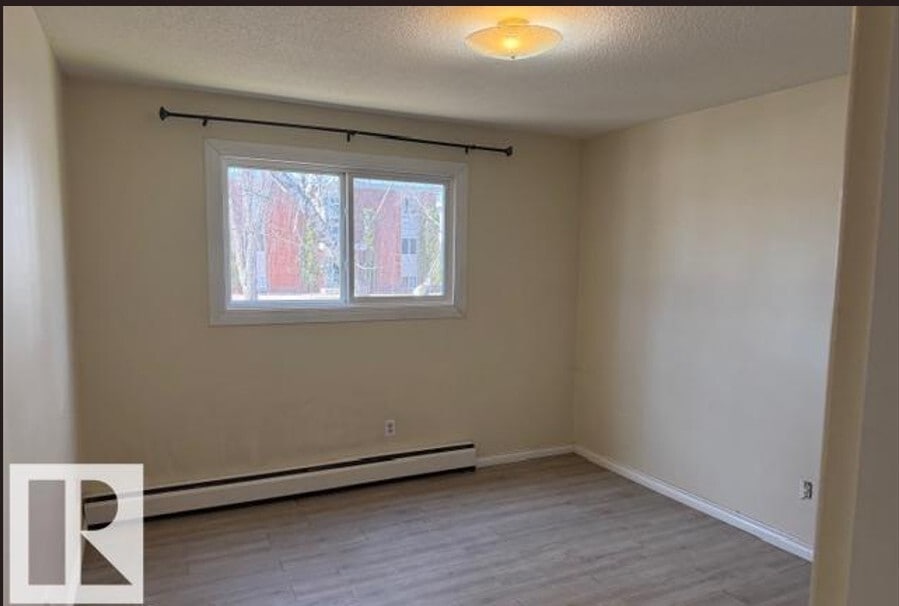 Photo - 10811 115 St NW Unit N/A