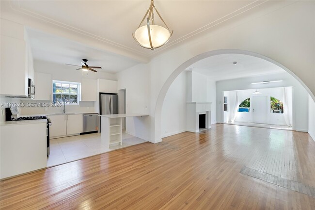 Photo - 9056 Emerson Ave