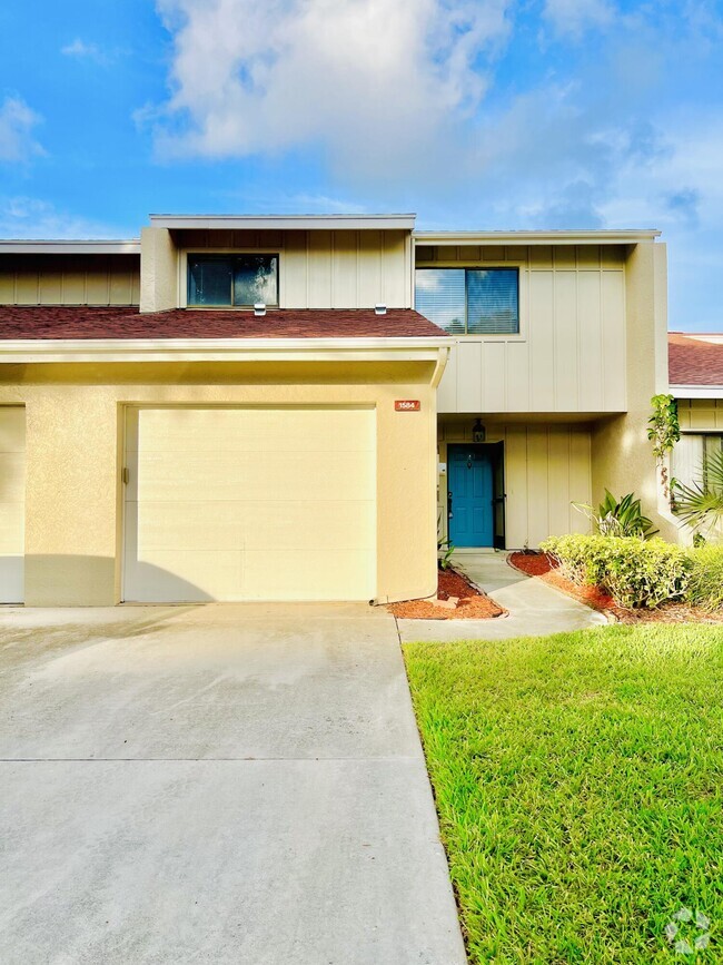 Building Photo - 1584 SW Crossing Cir Rental