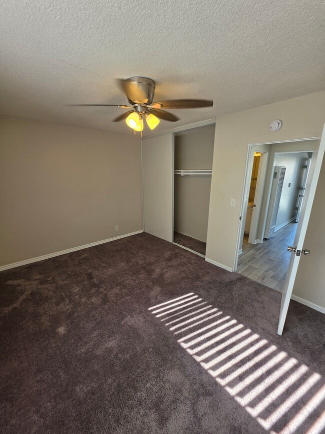 1711 Marine Ave