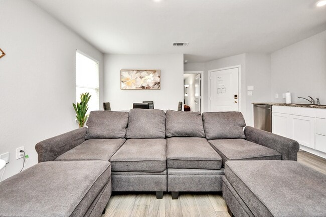 Photo - 9027 Madera Rd