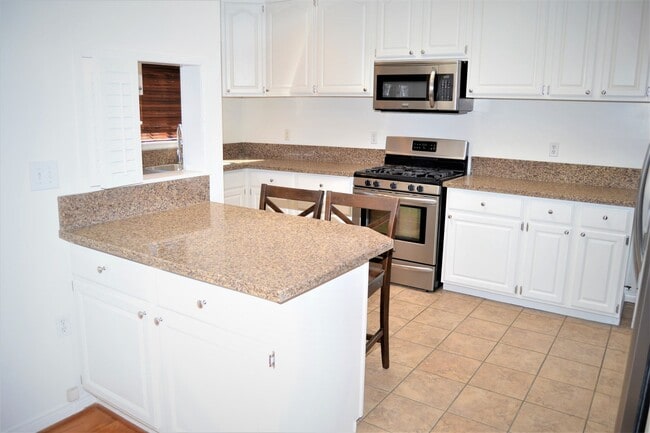 Photo - Charming Belmont Heights 2BD w/ Private Yard, Garage & Walk to 4th St