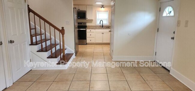 Photo - 813 Highland Ave