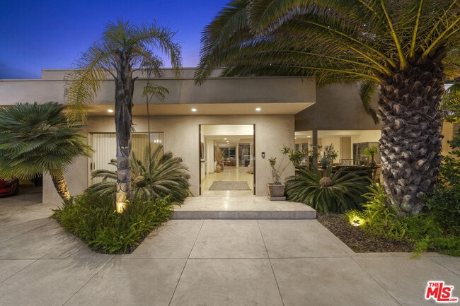 Photo - 510 Leslie Ln