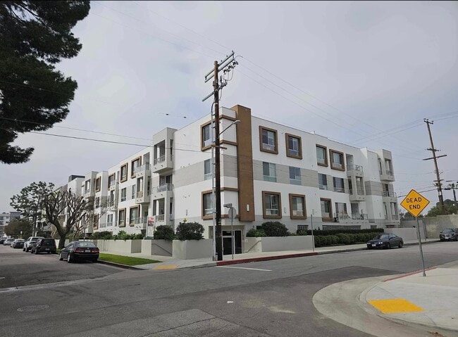 Photo - 10908 Hartsook St Unit 205