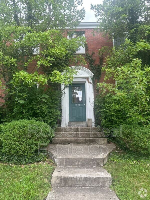 Building Photo - 2010 Elmwood Ave Rental