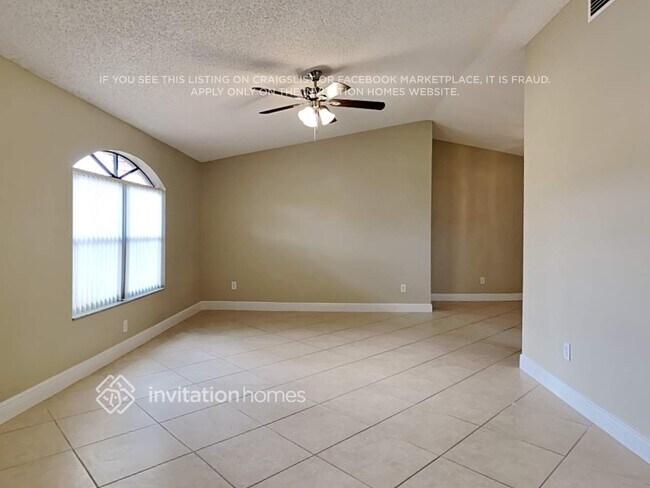 Photo - 6251 Sedgewyck Cir W