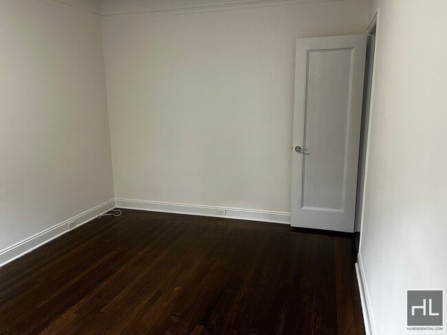 Photo - EAST 46 STREET Unit 8C