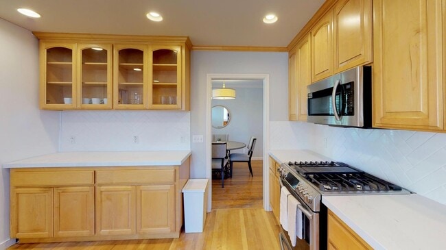 Photo - 3023 Beverly St