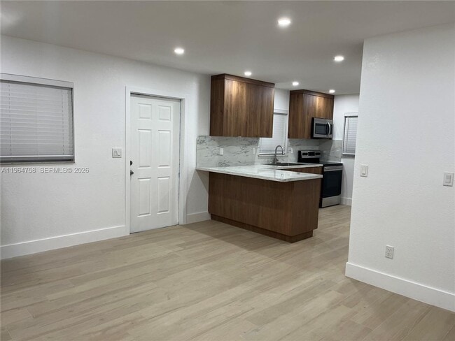 Photo - 108 Caribbean Ave Unidad 2