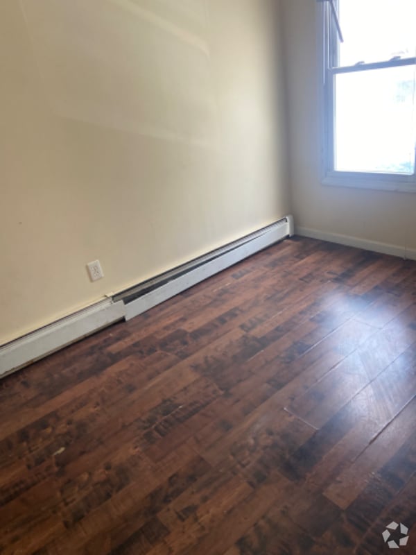 Building Photo - 170 Sherman Ave Rental