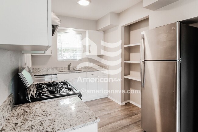 Photo - 143 W 50th Pl N