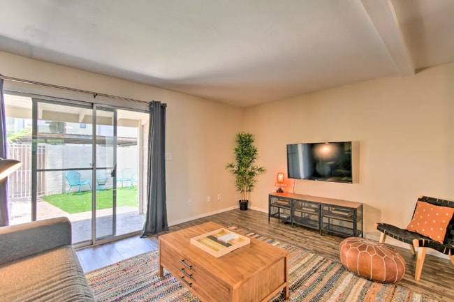 Photo - 4012 N 78th St