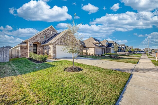 Photo - 8918 Oak Ivy Ln