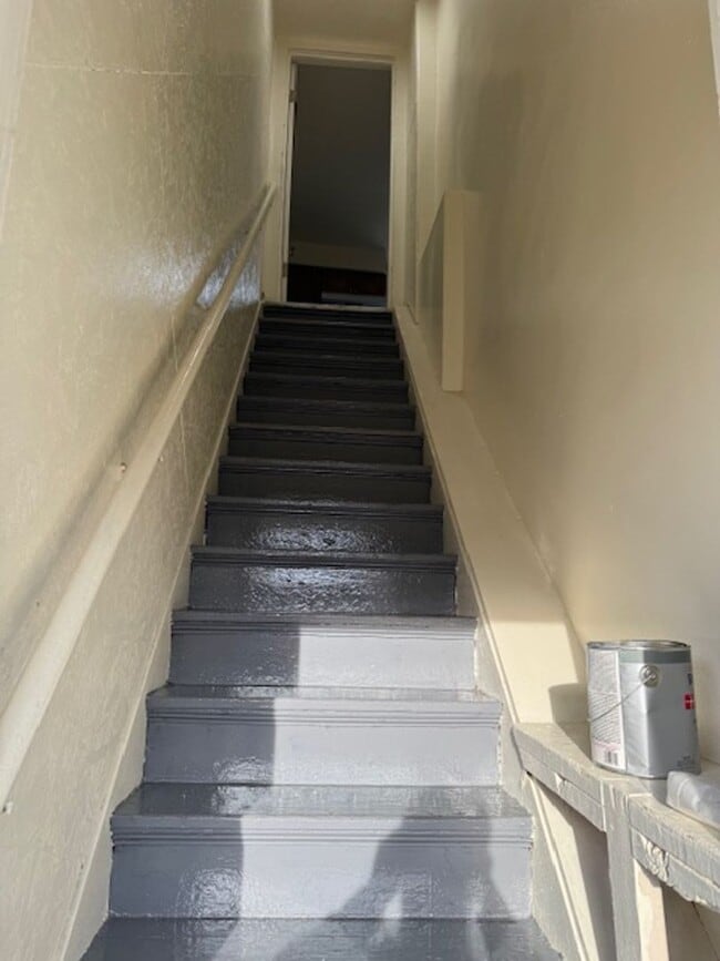 Photo - 108 Burton St SW Unidad 3