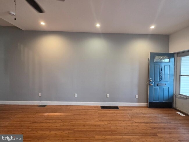 Photo - 1632 N 6th St