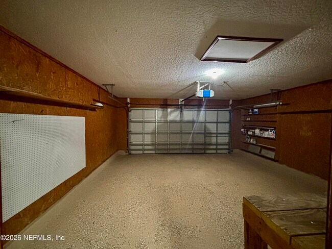 3018 Hickory Glen Dr