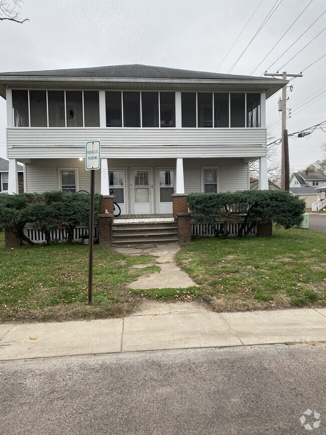 Building Photo - 301 E McCasland Ave Unit #4 Rental