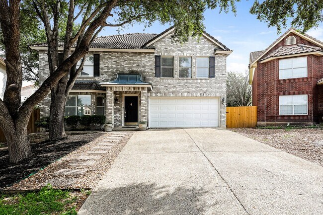 Building Photo - Hidden Gated community about 7 miles from Randolph Air Force Base