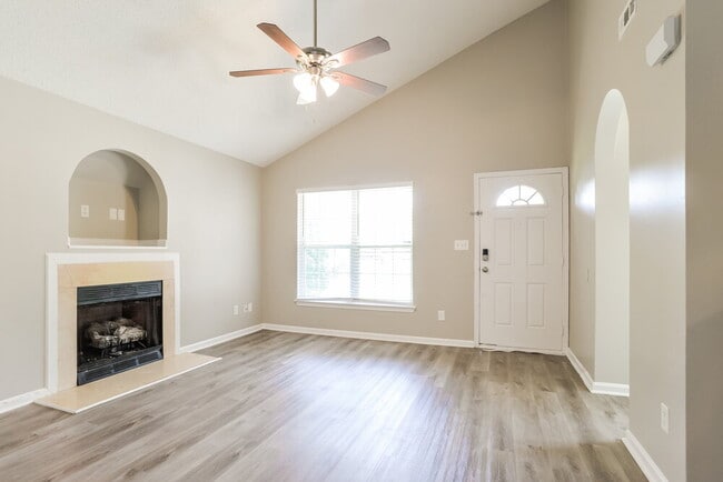 Photo - 4148 Canyon Creek Ln