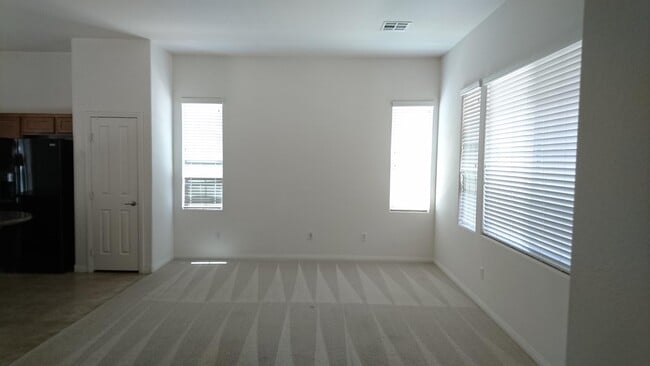 Photo - 2024 Hollywell St