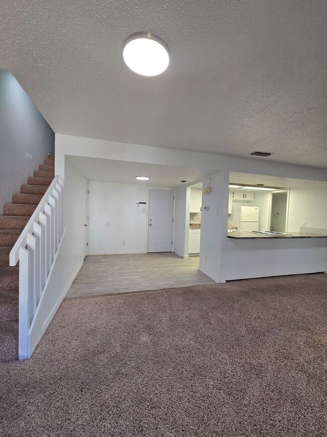 Photo - 3520 Adenmore C