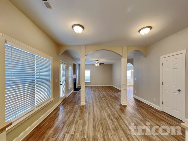 Photo - 1100 Bungalow Dr