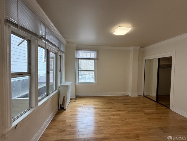 Photo - 810 Hyde St