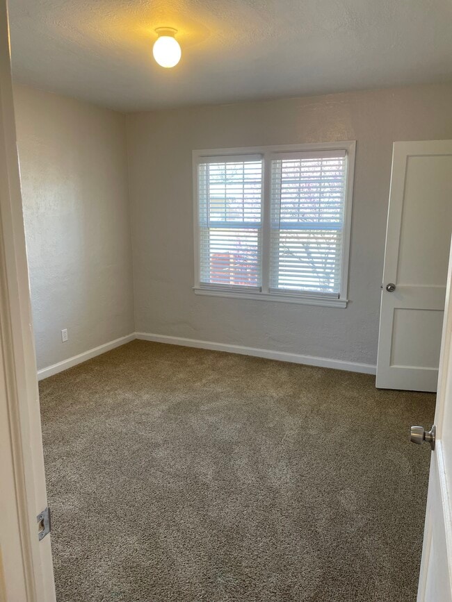 upstairs bedroom 2 - 108 W 17th St