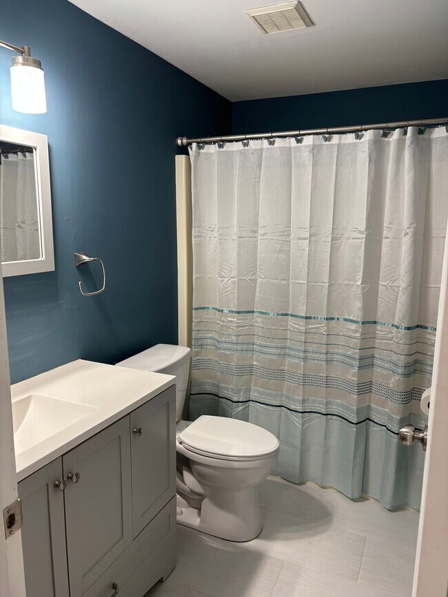 Photo - 2708 Alder Creek Dr S