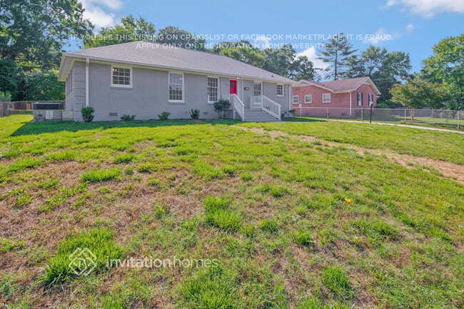 Photo - 4213 Gladstone Ln