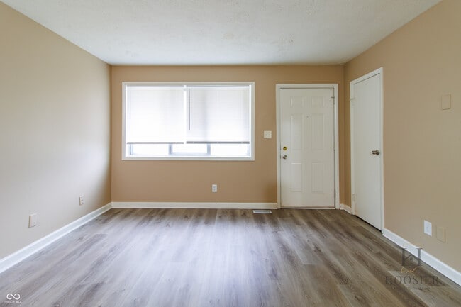 Photo - 3914 Richelieu Rd