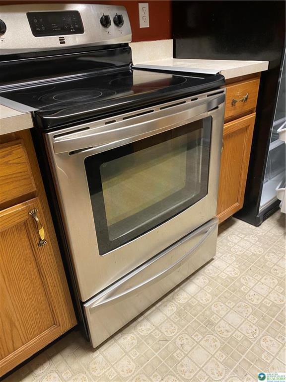 Photo - 207 W Canal St