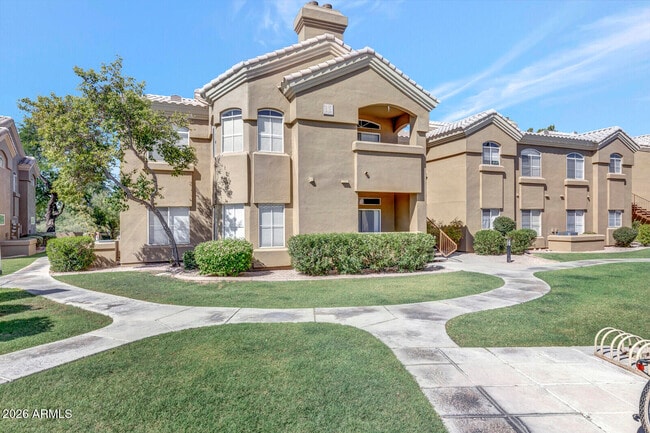 Building Photo - 5335 E Shea Blvd Unit 1072