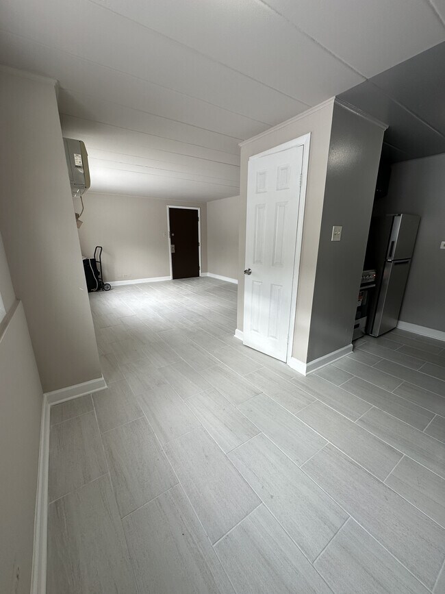 Photo - 9620 Ivanhoe Ave Unit 17