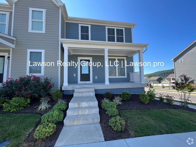Building Photo - Upscale and Spacious Daleville Townhome Unit Shenandoah 149