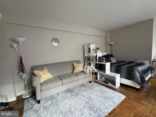 Photo - 2141 I St NW Unit 812