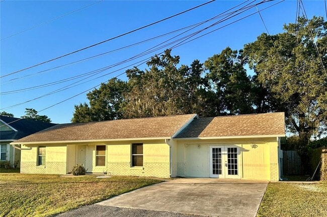 Building Photo - 8515 Plumeria Ave