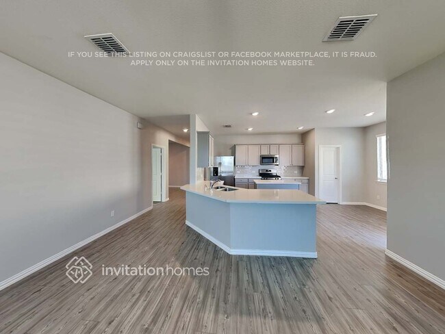 Photo - 14836 Grey Feather Trail